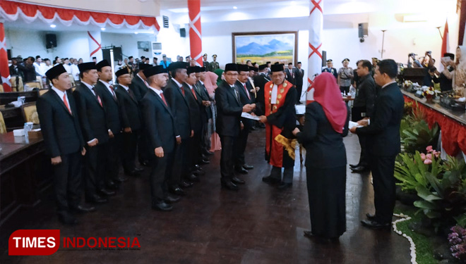 Sah Anggota Dprd Kota Batu Mulai Bertugas Times Indonesia