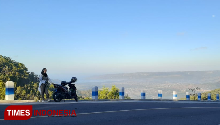 Menikmati Pemandangan Alam Nan Elok Di Bukit Pakis Pacitan TIMES