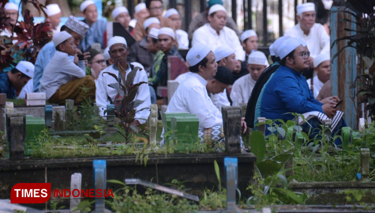 Ribuan Orang Hadiri Haul Akbar Imamain TIMES Indonesia