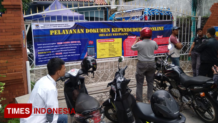 Disdukcapil Kota Cirebon Terapkan Layanan Lewat Whatsapp Ini Caranya