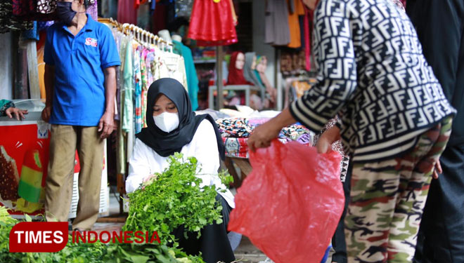 Perkuat Ekonomi Kerakyatan Di Banyuwangi Ipuk Siapkan Revitalisasi