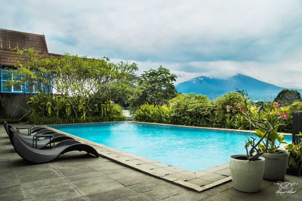 Royal Hotel Bogor Hotel Bergaya Klasik Dengan Pemandangan Gunung Salak