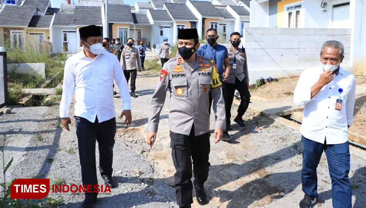 Kapolda Jabar Lakukan Peletakan Batu Pertama Rumah Anggota Dan