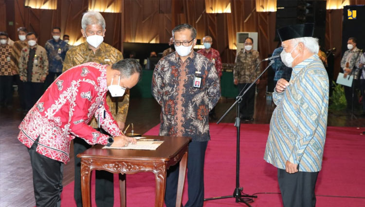 Lantik Dua Pejabat Tinggi Madya Begini Pesan Menteri PUPR RI TIMES