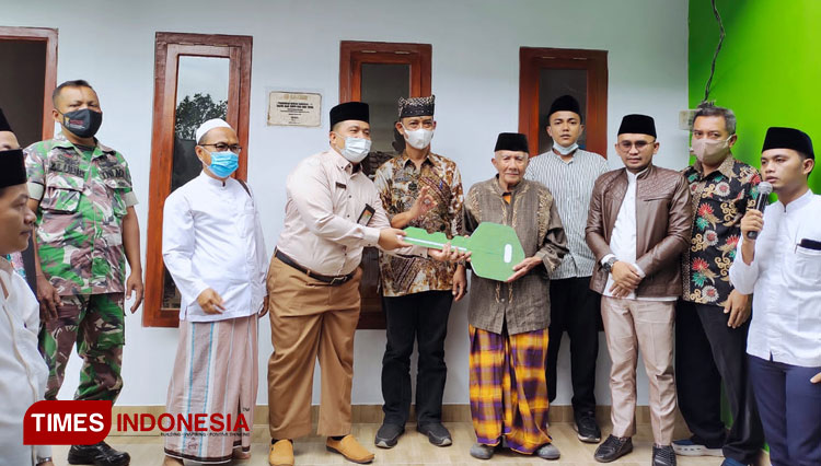 FKMK Banyuwangi Bersama KSPPS Nuri Gencarkan Misi Sosial Bantu