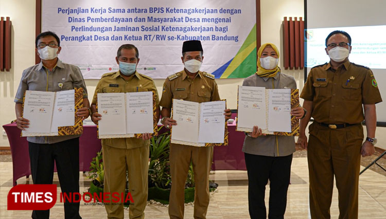 Pemkab Bandung Anggarkan Rp Miliar Untuk Bpjs Ketenagakerjaan Times