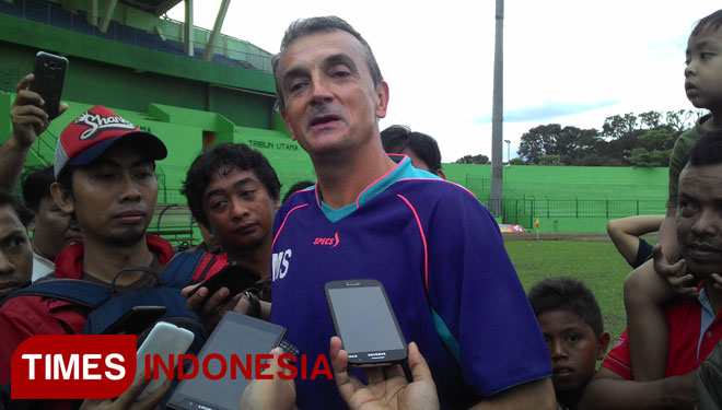Pelatih Arema FC Milomir Seslija. (FOTO: Dok. TIMES Indonesia)