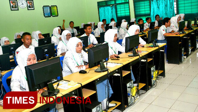 Peserta Ujian Nasional Berbasis Komputer. (FOTO: Dok. TIMES Indonesia)
