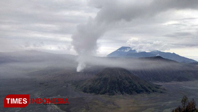 Gunung Bromo dan Gunung Agung Berkaitan? Ini Kata Pengamat Gunung Api