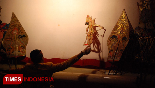 Pagelaran Wayang Kulit (FOTO: TIMES Indonesia)