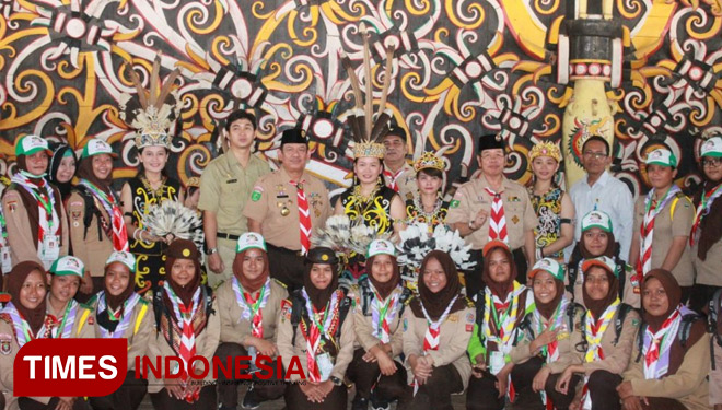 Pramuka-Kampung-Dayak4s2rE.jpg