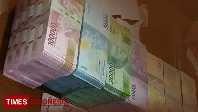 ILUSTRASI - Uang. (FOTO: Dok. TIMES Indonesia)