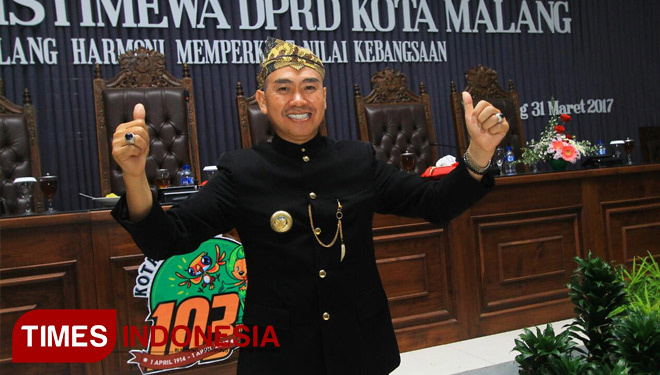 abah-anton-walikota-malangqPkY7.jpg