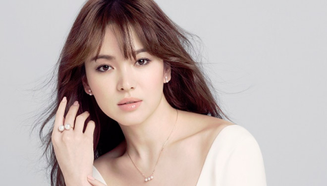 ILUSTRASI. Wajah cantik awet muda dengan perawatan alami. (FOTO: hello-pet.com)