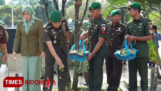 Peringati HUT Hubad, Hubdam V Brawijaya Gelar Ziarah