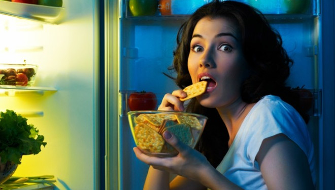 Ngemil. (FOTO: lifestylemunch.com)