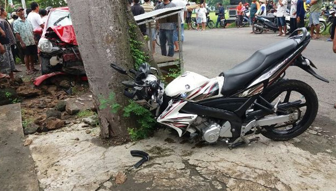 ILUSTRASI: Kecelakaan sepeda motor. (FOTO: solopos.com)