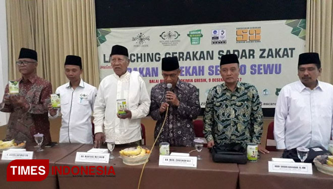 Laziznu Gresik launching progam sedekah sedino sewu (FOTO: Akmal/ TIMES Indonesia)