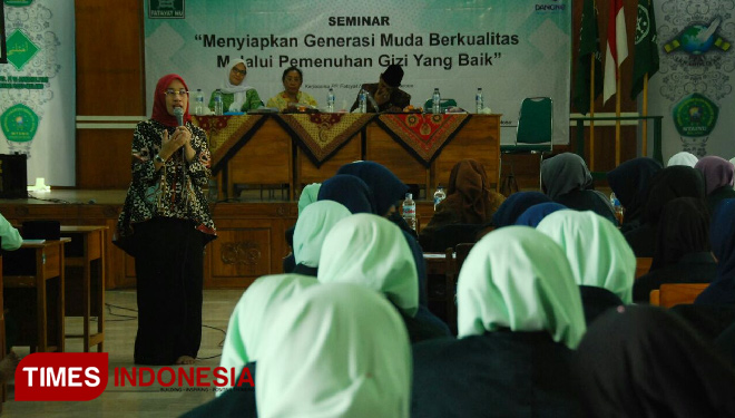 Seminar-Pemenuhan-Gizi-yg-Baik.jpg