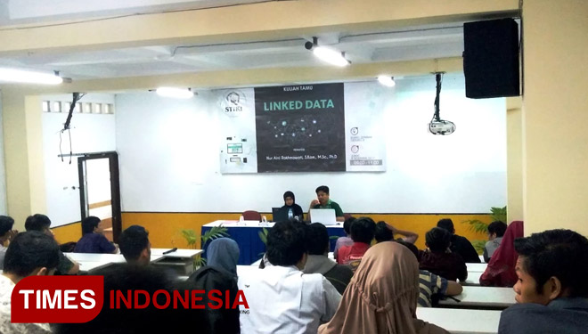 Seminar-Linked-Data-stiki.jpg