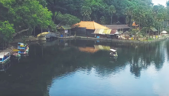 Wendit Water Park (FOTO: Youtube Amazing Malang)
