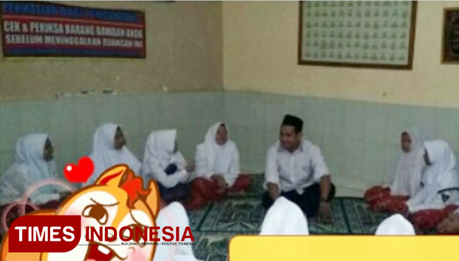Rapat koordinasi MPK bersama pembina MPK Bpk. Wildan Ibadurrahman. (FOTO: AJP TIMES Indonesia)