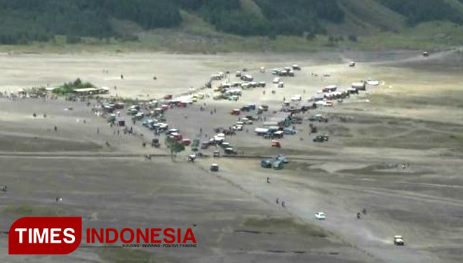 Wisatawan Gunung Bromo membeludak.(FOTO: Dicko W/TIMES Indonesia)