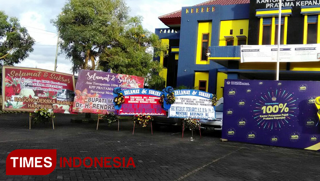 KARANGAN-BUNGA.jpg