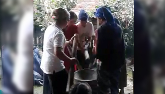 Tradisi Sinoman di Kecamatan Sukapura, Probolinggo