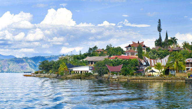 Pariwisata dan E-Commerce Paling Strategis di 2018