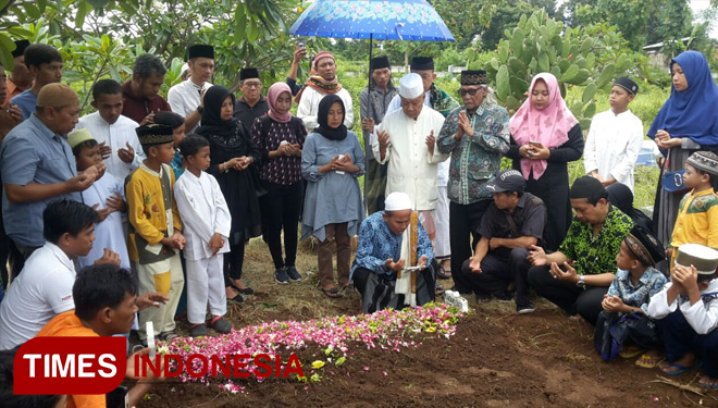Andang-Chatif-Yusuf-2.jpg