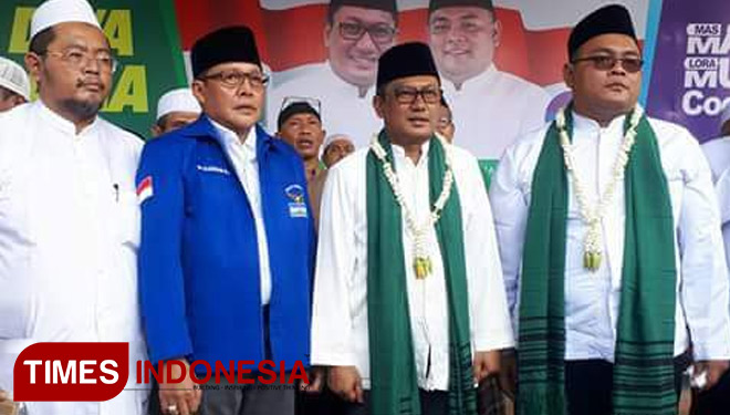 Maju Pilkada, Malik Haramain dan Muzayyan Badri Tandatangani Kontrak Komitmen