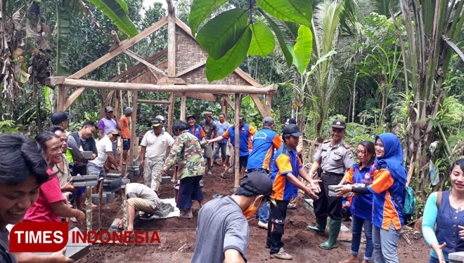 Bedah-Rumah.jpg