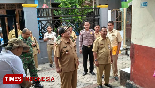 Suasana Sidak rumah kos Kelurahan Pilang Kecamatan Kademangan, Kota Probolinggo (FOTO: ajp.TIMES Indonesia)