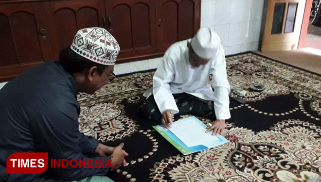 KH-Nawawi-B.jpg
