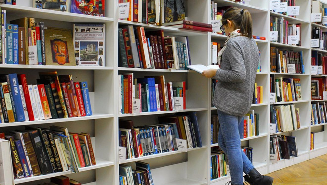 Buku di Perpustakaan Bisa Menularkan Penyakit?