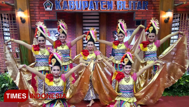 Penampilan Sanggar Pendopo sanggar kesenian dibawah binaan Dinas Pariwisara Budaya dan Olah Raga (Parbudpora) Pemerintah Kabupaten Blitar Jawa Timur. (FOTO: Istimewa/ TIMES Indonesia)