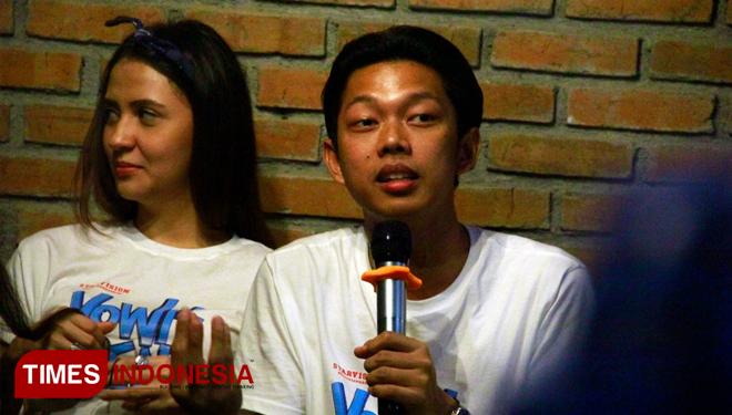 Bayu Skak co sutradara sekaligus penulis naskah film Yowis Ben saat penayangan film perdananya di Malang Town Square. Minggu, 18/2/2018. (FOTO: Tria Adha/TIMES Indonesia)