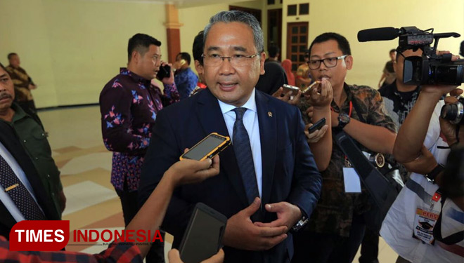Menteri  Pembangunan Daerah Tertinggal dan Transmigrasi (Kemendes PDTT) Eko Putro Sandjojo (FOTO: Dok TIMES Indonesia)