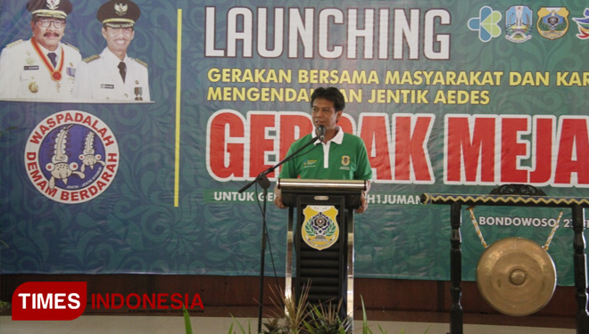 Bupati Bondowoso, Amin Said Husni, saat memberikan sambutan pada acara launching Gebrak Meja. (FOTO: Sofy/ TIMES Indonesia)