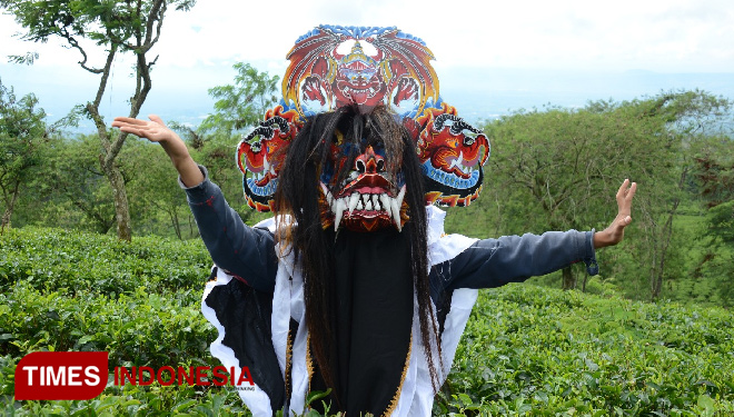 Muhammad Farhan Ismail penggiat seni barongan yang berasal dari Singosari, Kabupaten Malang. (FOTO: Tria Adha/TIMES Indonesia)