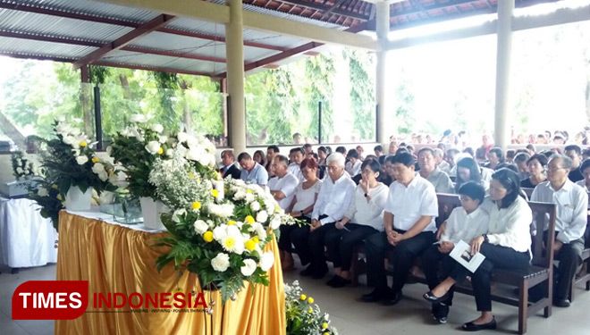 Jenazah-almarhum-Heri-Darmawan-B.jpg