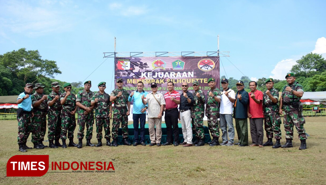 Pembukaan kejuaraan menembak silhouette Walikota Malang Cup IV dan Danrindam Cup 1 2018 di lapangan tembak Rindam V Brawijaya. Sabtu,17/3/2018. (FOTO: Tria Adha/TIMES Indonesia)