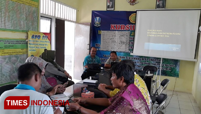 Pertemuan pembentukan Kelembagaan Ekonomi Petani, Kamis (15/3/2018) di BPP Kecamatan Lawang dan Singosari, Kabupaten Malang. (FOTO: Humas STPP Malang for TIMES Indonesia).