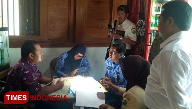 Suasana Operasi Sadar Pajak yang digelar Badan Pelayanan Pajak Daerah (BP2D) Kota Malang, Senin (19/3/2018). (FOTO: Imad/ TIMES Indonesia) 