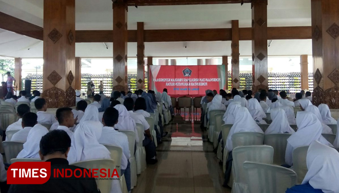 Sebanyak 500 Pemuda Berkumpul di Sasana Adi Praja Pemkab Blitar untuk sosialisasi kepemudaan (FOTO: ajp.TIMES Indonesia)