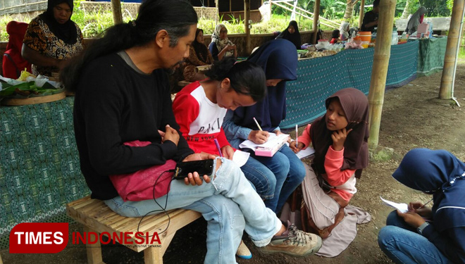 Pasar-Lumpur-Ledokombo-2.jpg