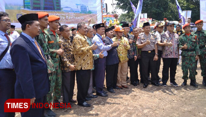 Peletakan-Batu-SMA-1.jpg
