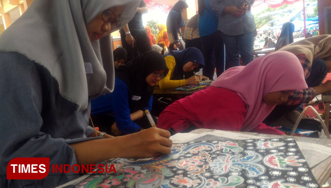Desain-Motif-Batik-C.jpg