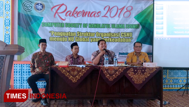 Pembukaan Rakernas CSNU Ke-2 tahun 2018 yang digelar di Universitas Nurul Jadid (UNUJA), Paiton, Probolinggo, Sabtu (31/3/2018). (FOTO: CSNU for TIMES Indonesia)